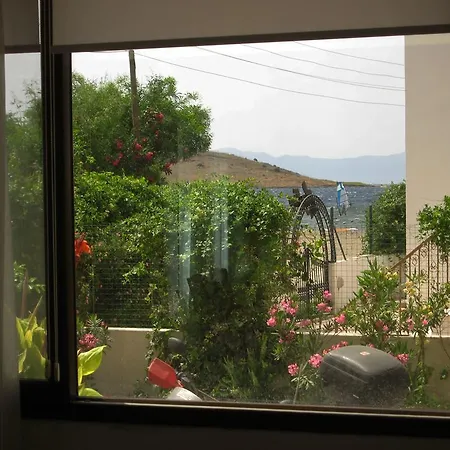 Beach Side Garden Apartment Ortakent